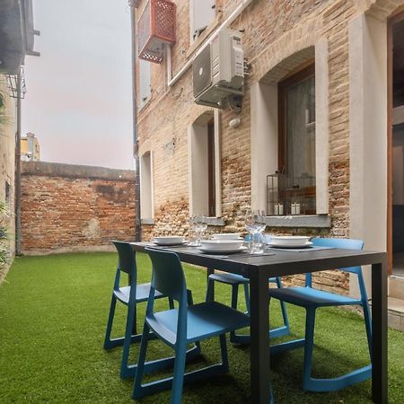 Castello Apartment With Garden R&R Venecia Exterior foto